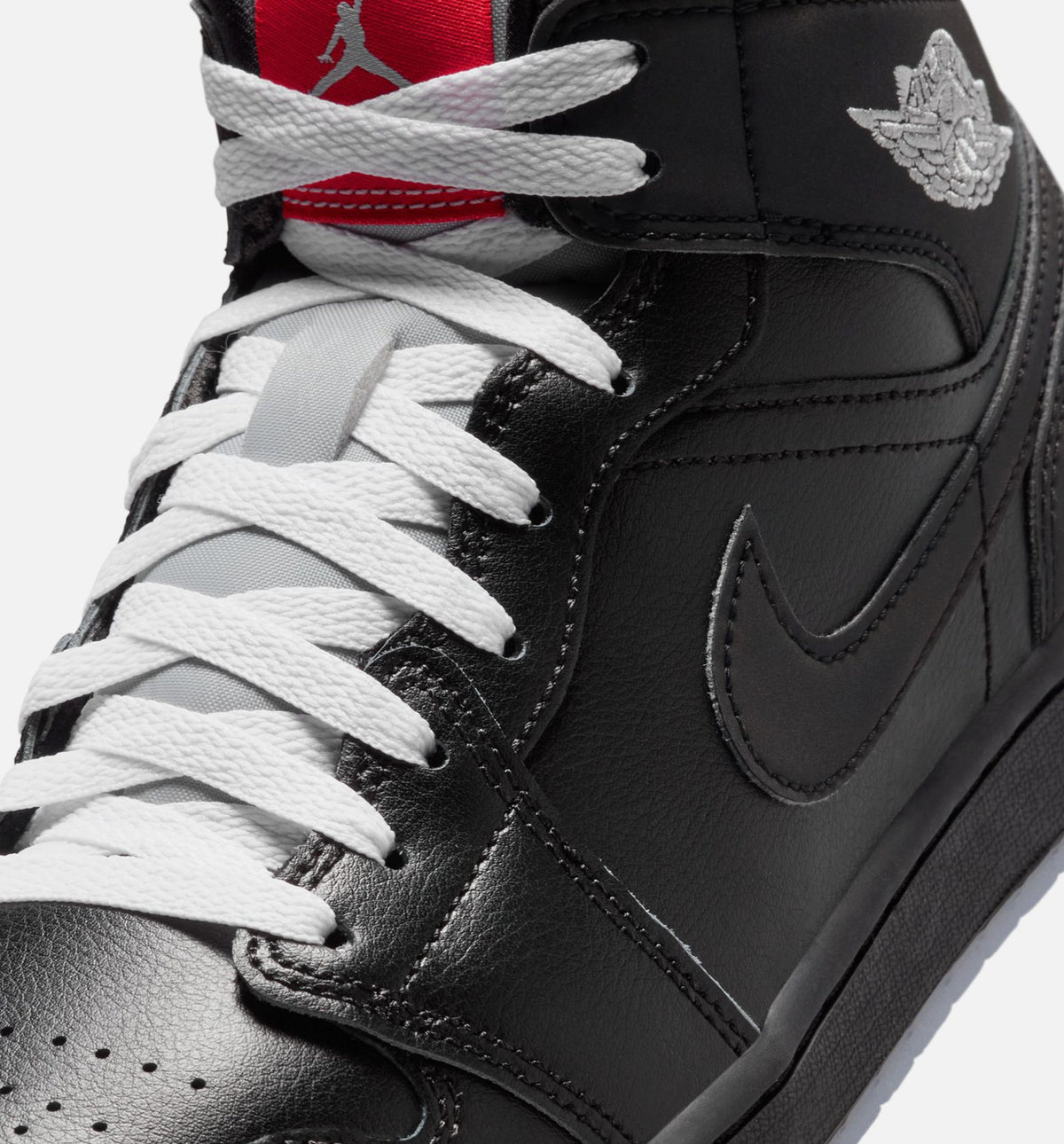 Air Jordan 1 Mid SE Men's Lifestyle Shoe – Black/Grey