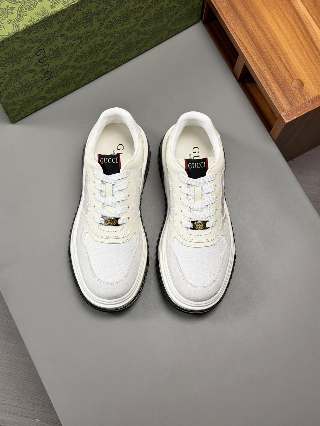 Gucci Paneled Low-Top Sneakers
