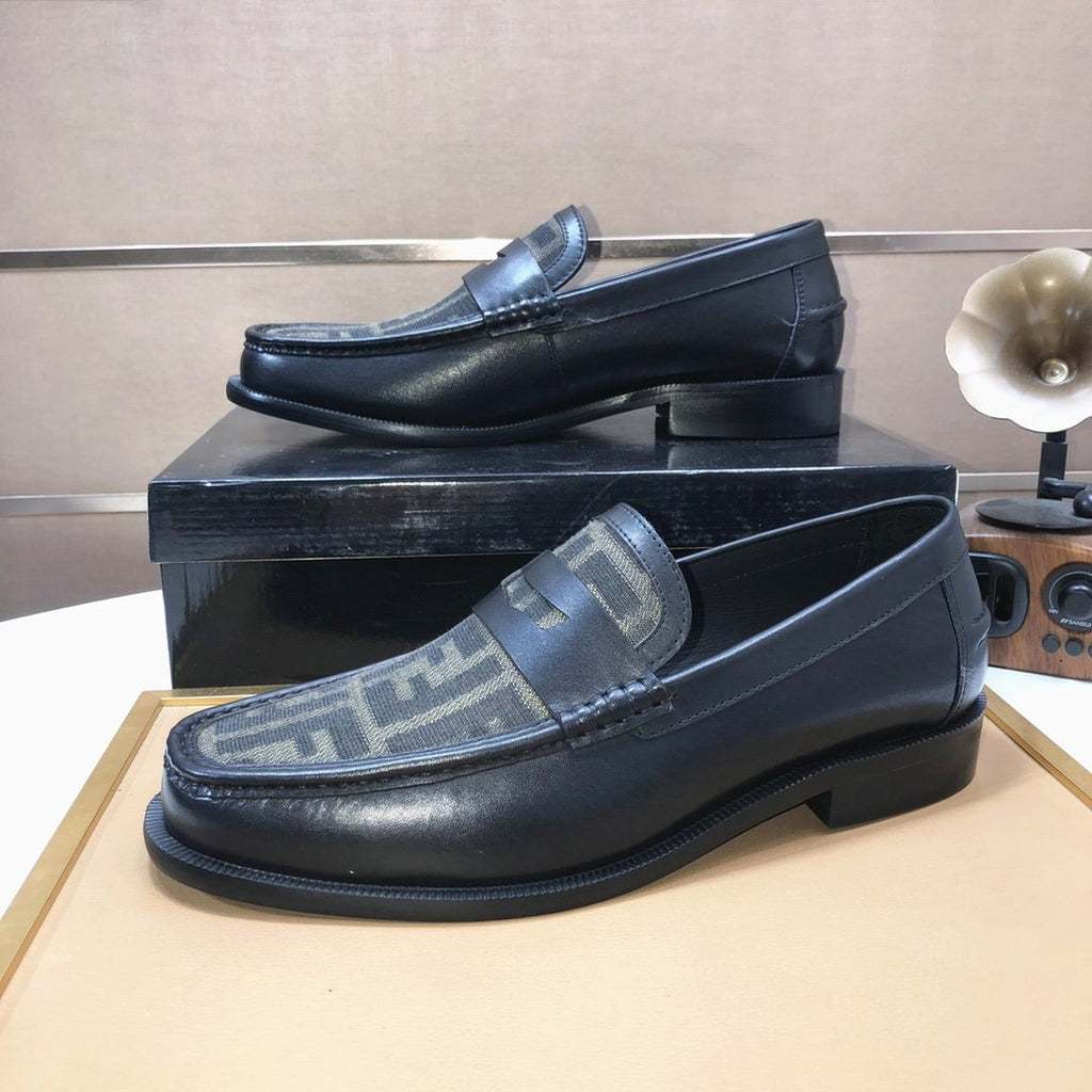 Fendi Men's Black & Brown Monogram Loafers