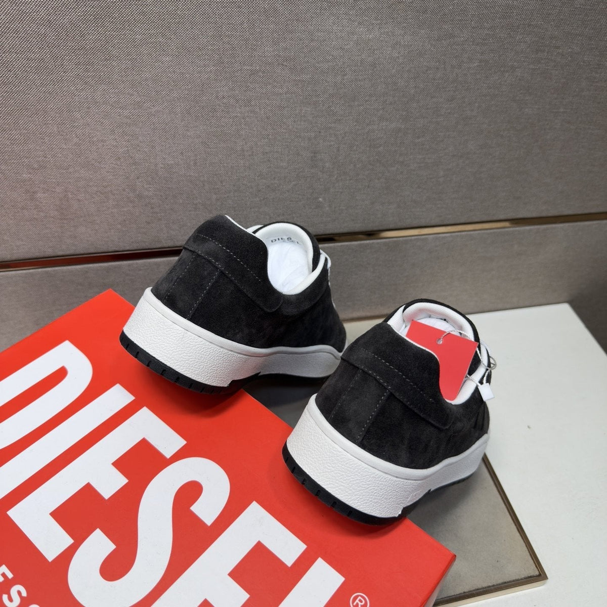 Diesel Men's Low-Top Lace-Up Sneakers - Mesh-Lined Interior